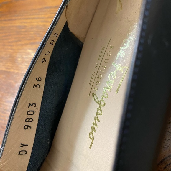 Salvatore Ferragamo woman’s shoes - Picture 3 of 5